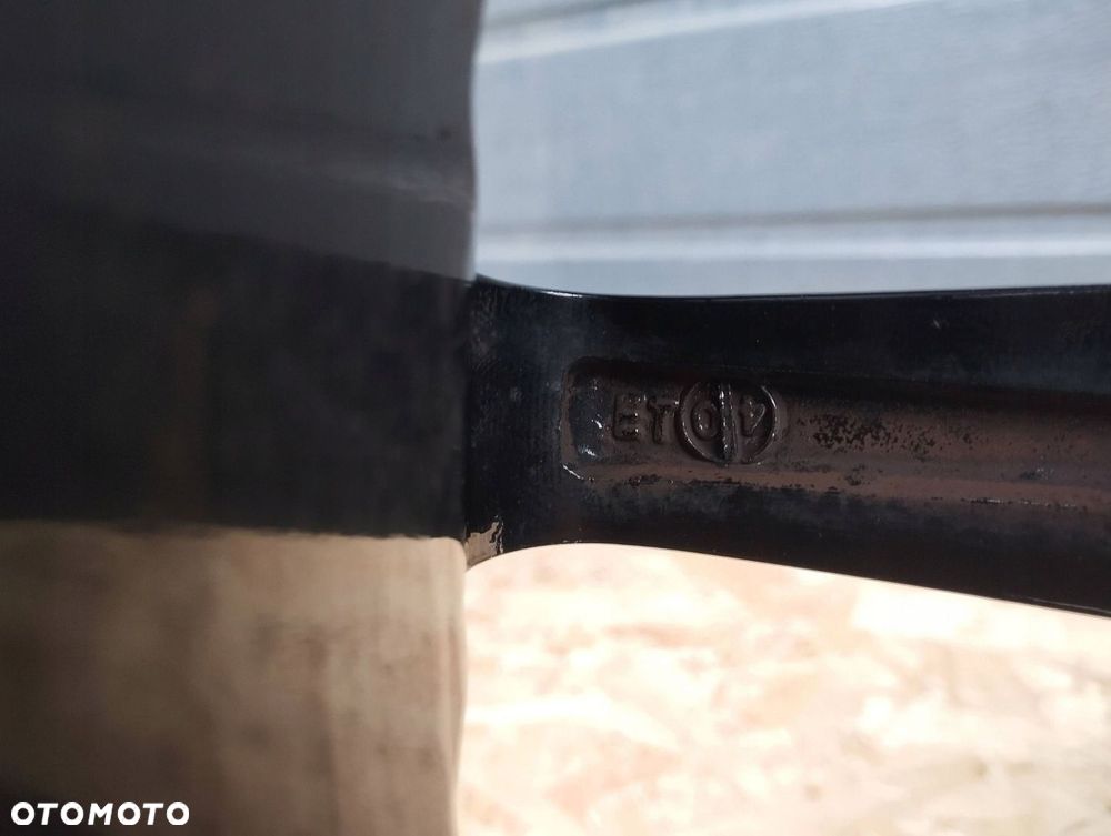 KOMPLET FELG ALUMINIOWYCH BOLA XTR 18 5x120 ET40 VOLKSWAGEN TOUAREG II - 11