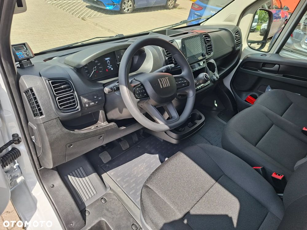 Fiat OD RĘKI , SUPER CENA , Izoterma +Zanotti SFZ 009 -na Furgonie L4H2 - 17
