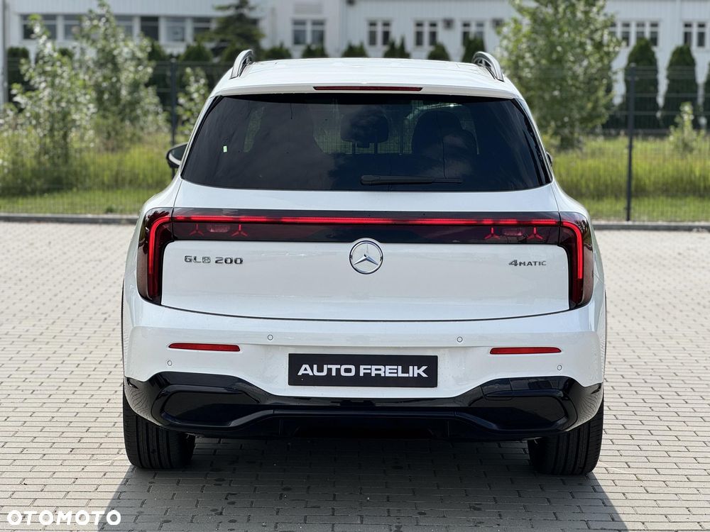 Mercedes-Benz GLB 200 mHEV 4-Matic 8G-eDCT - 9