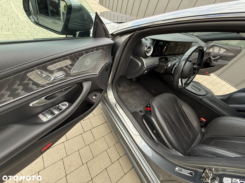 Mercedes-Benz CLS 400 d 4-Matic AMG - 25