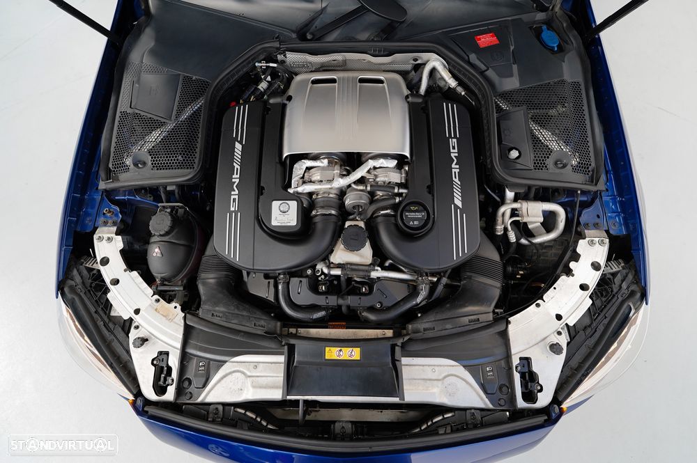Mercedes-Benz C 63 AMG S - 37