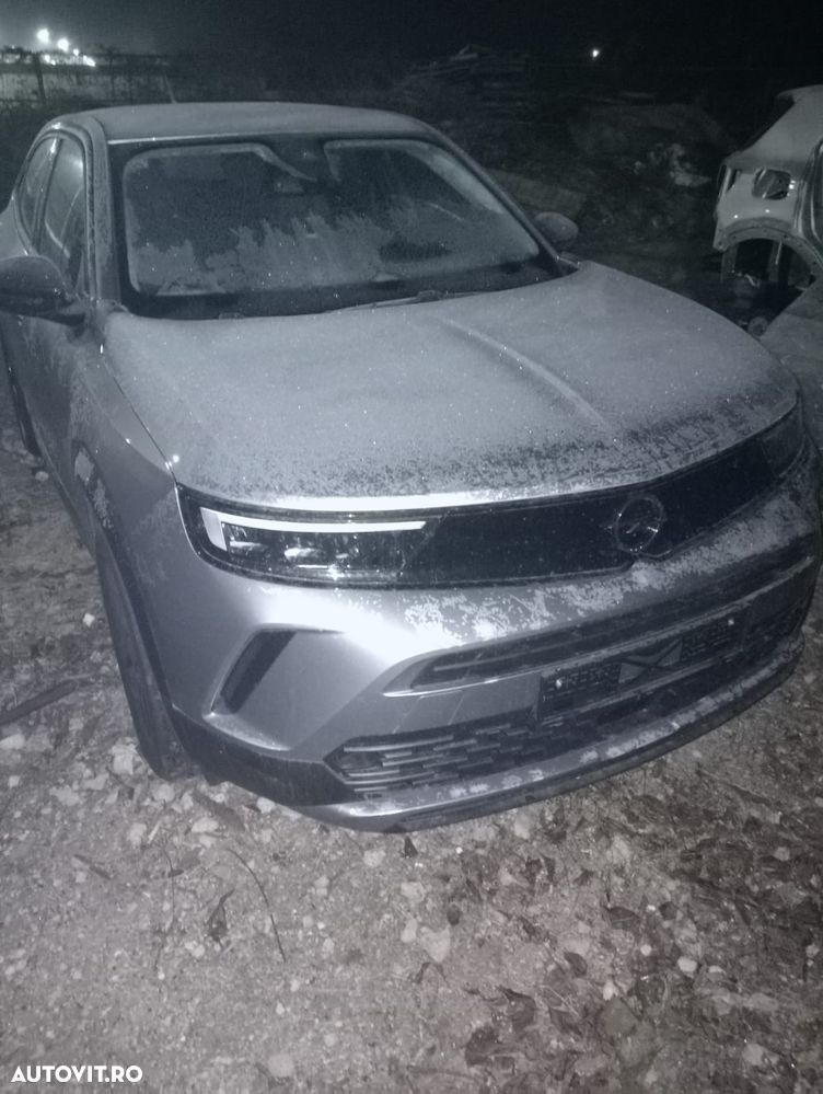 Dezmembrez opel mokka - 1