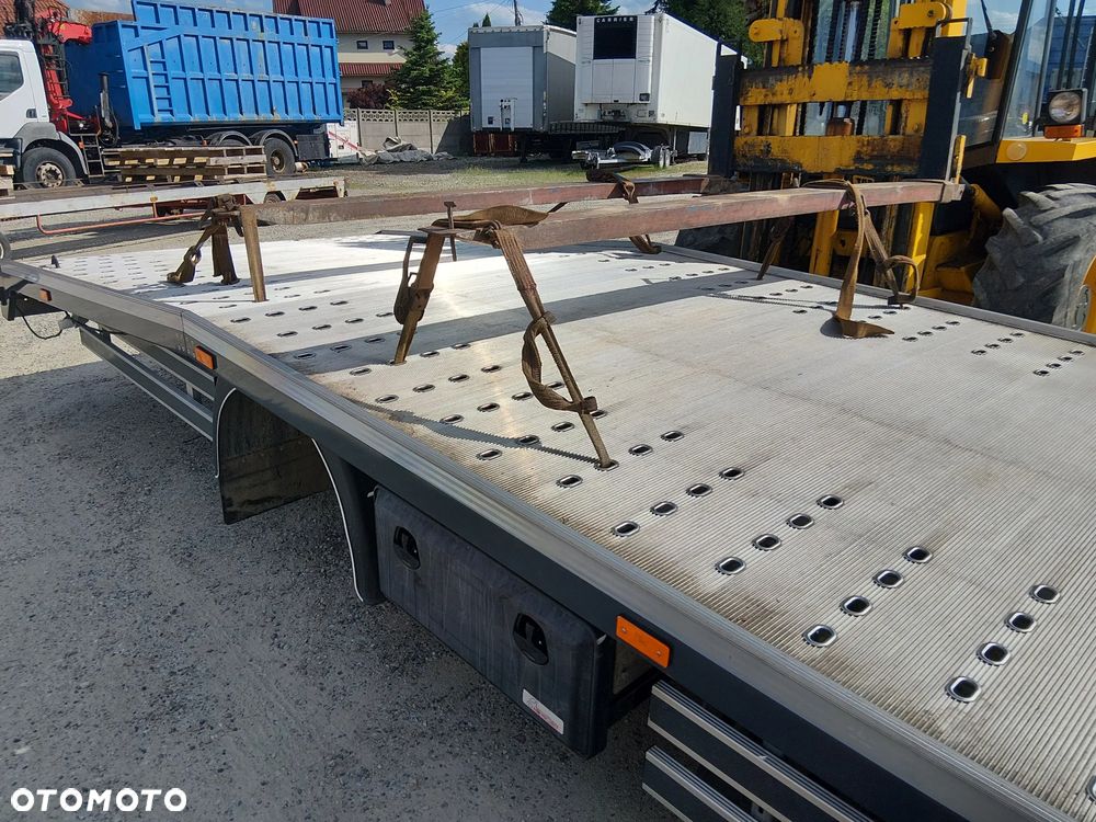 Iveco IVECO DAILY 70 72C POMOC DROGOWA AUTOLAWETA ZABUDOWA NAJAZD na Iveco maxi  pod busy - 4