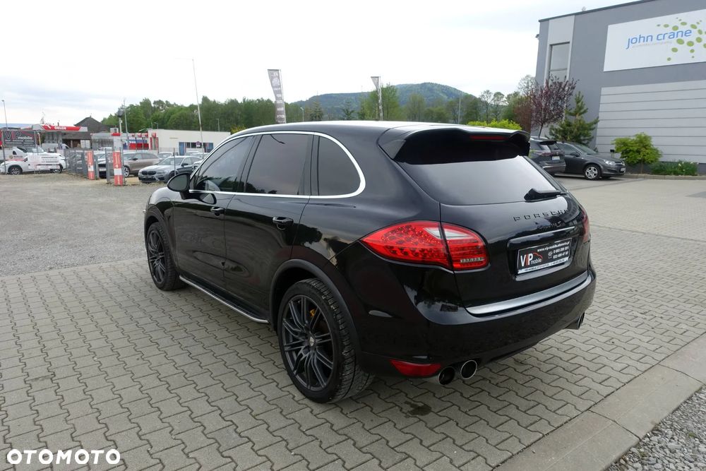 Porsche Cayenne S - 7