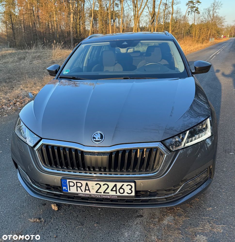 Skoda Octavia 2.0 TDI DSG Edition - 1