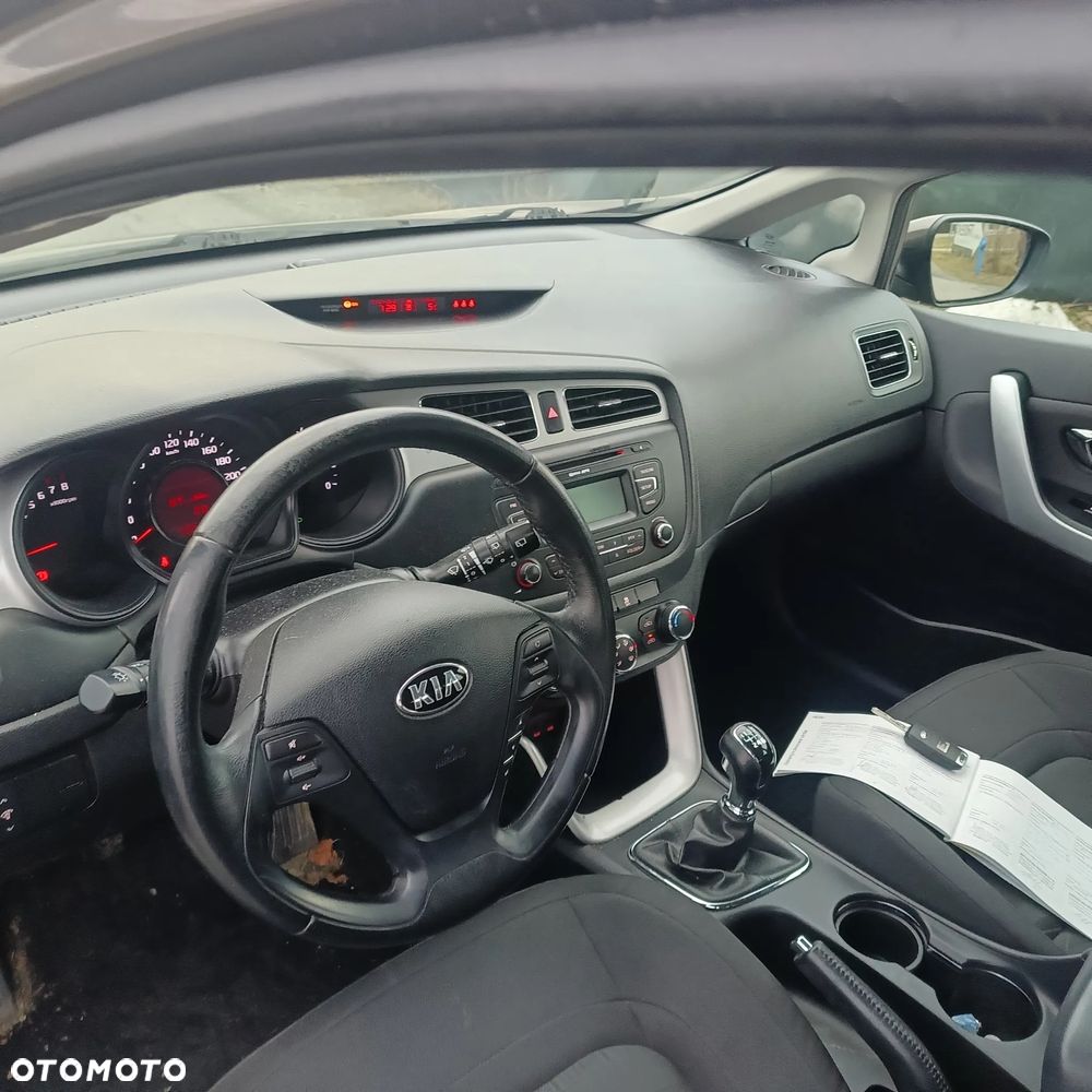 Kia Ceed 1.6 GDI Edition 7 - 14