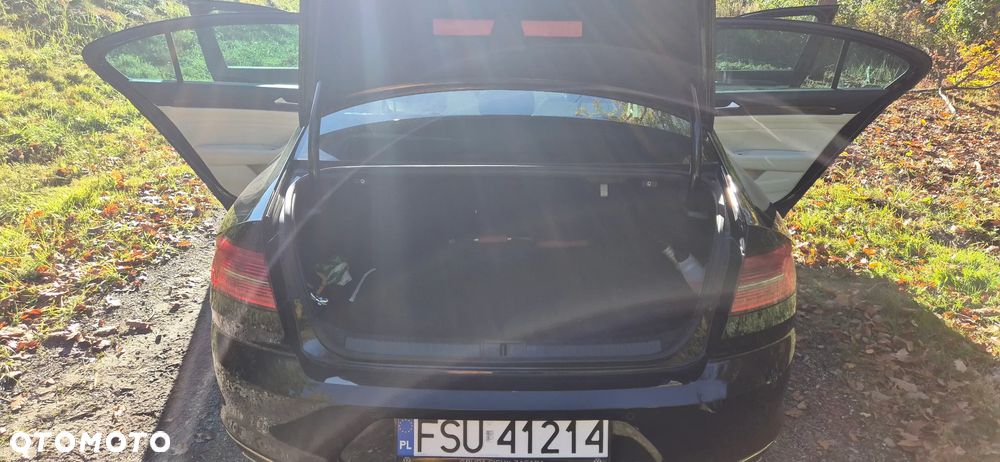 Volkswagen Passat - 24