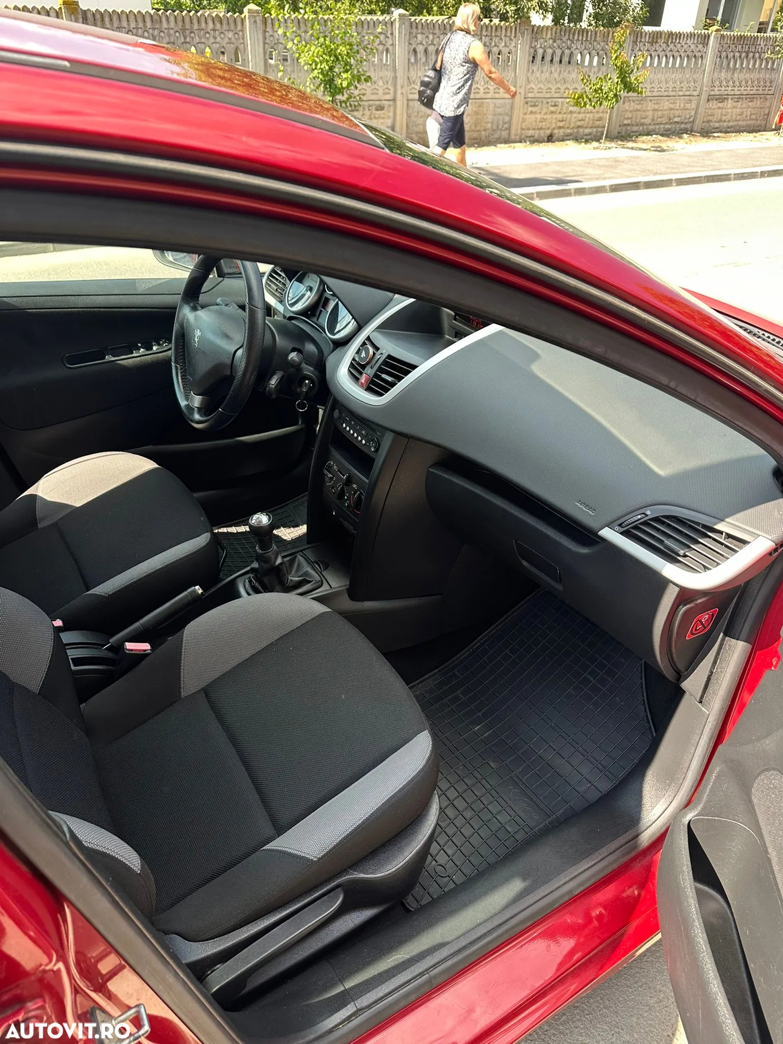 Peugeot 207 1.4E 16V Sport - 8