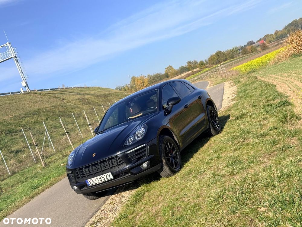 Porsche Macan - 17