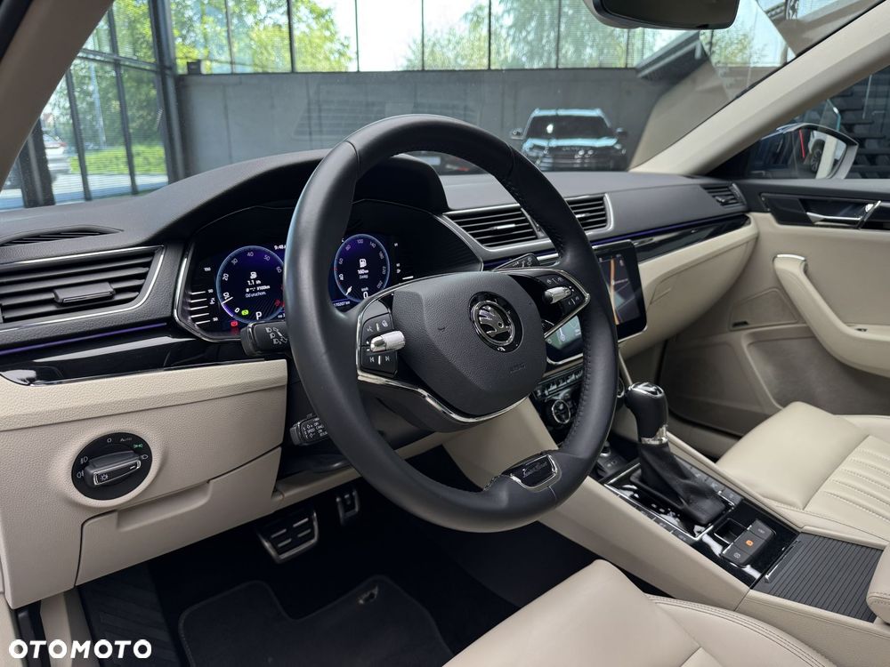 Skoda Superb 2.0 TSI 4x4 L&K DSG - 10