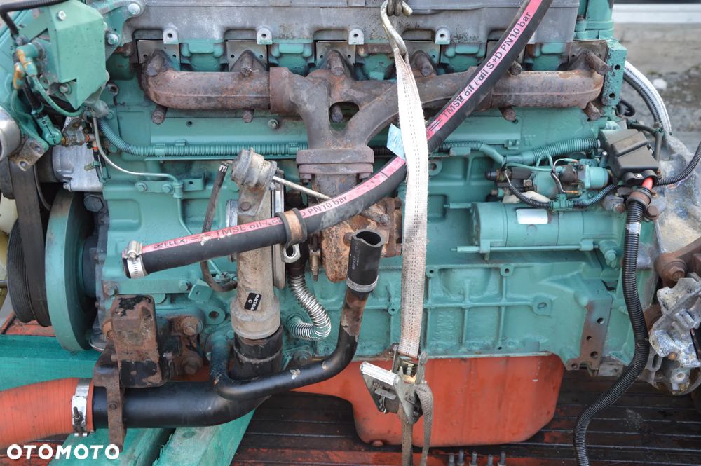 Fendt 924 928 , 934 , 935 silnik Deutz Fahr TCD2013L064V - 2