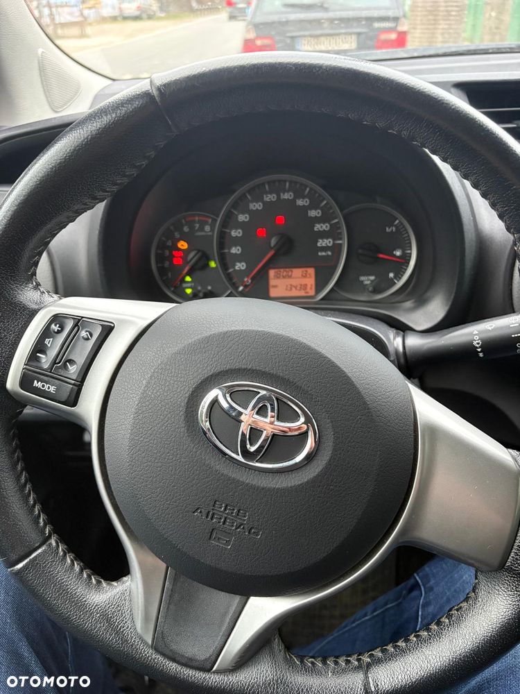 Toyota Yaris 1.0 Active - 10