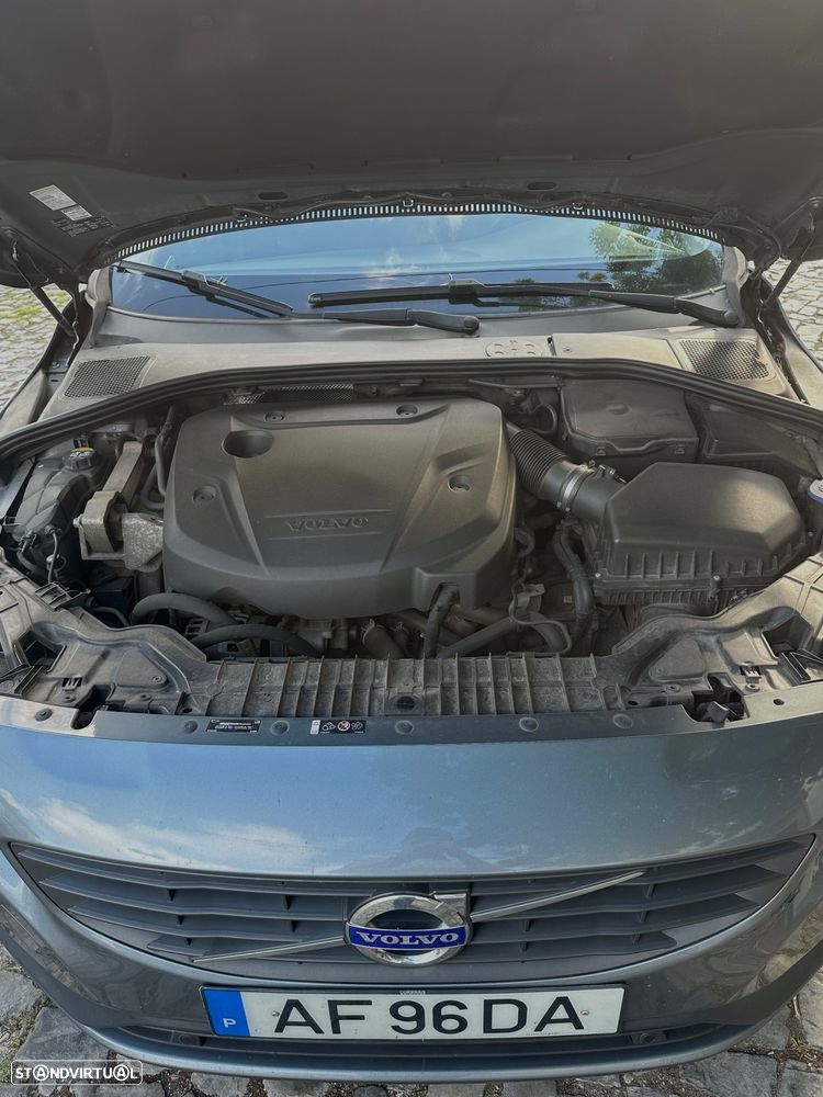 Volvo S60 D4 Momentum - 18
