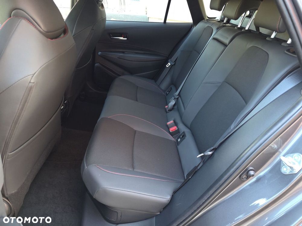 Toyota Corolla 1.8 Hybrid GR Sport Dynamic - 15