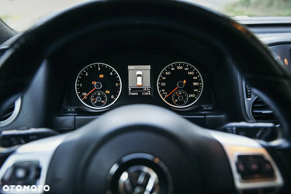 Volkswagen Tiguan 2.0 TDI 4Mot Perfectline R-Style - 16