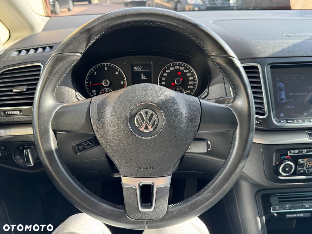 Volkswagen Sharan 2.0 TDI Comfortline - 17