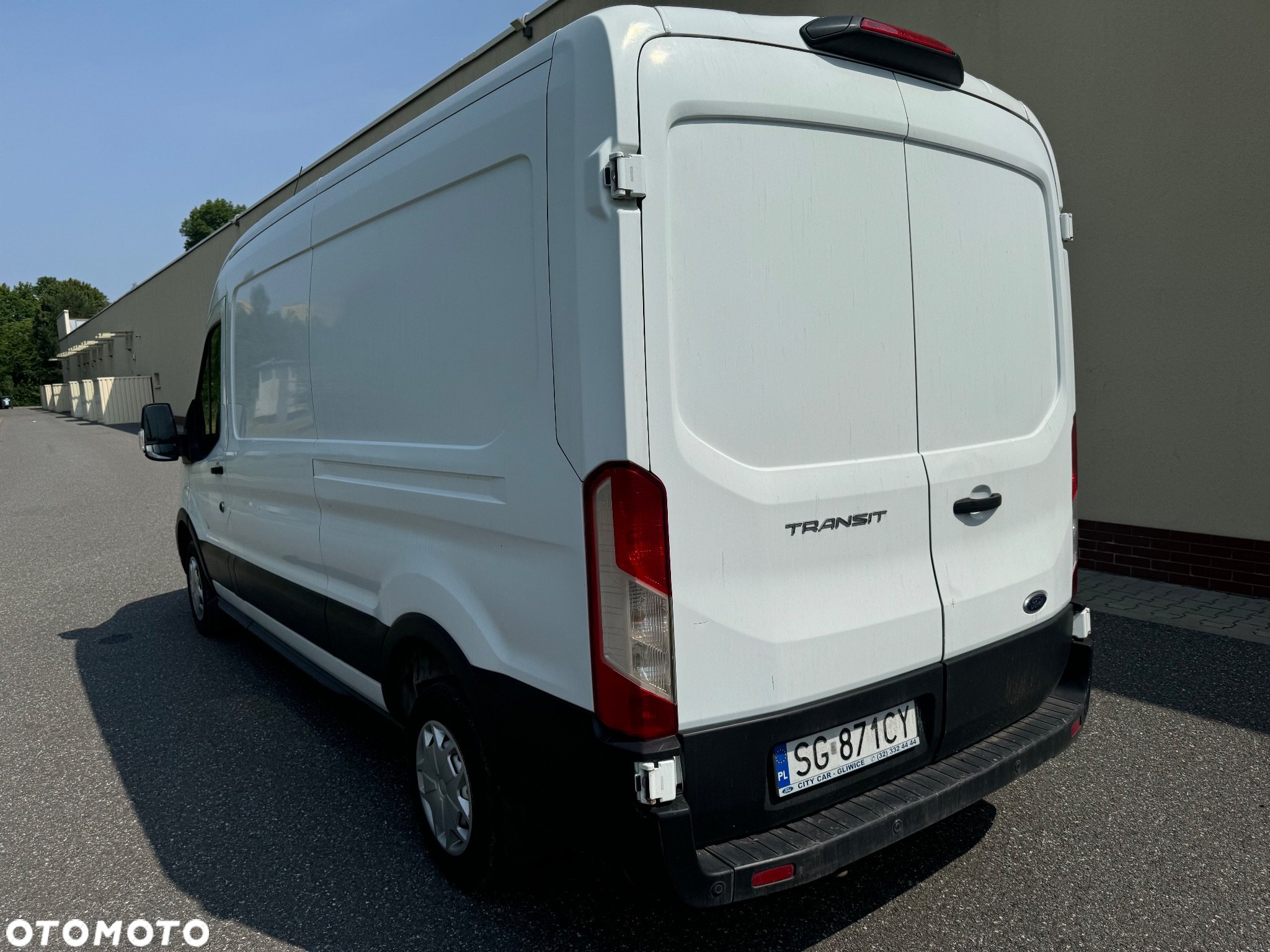 Ford Transit - 10