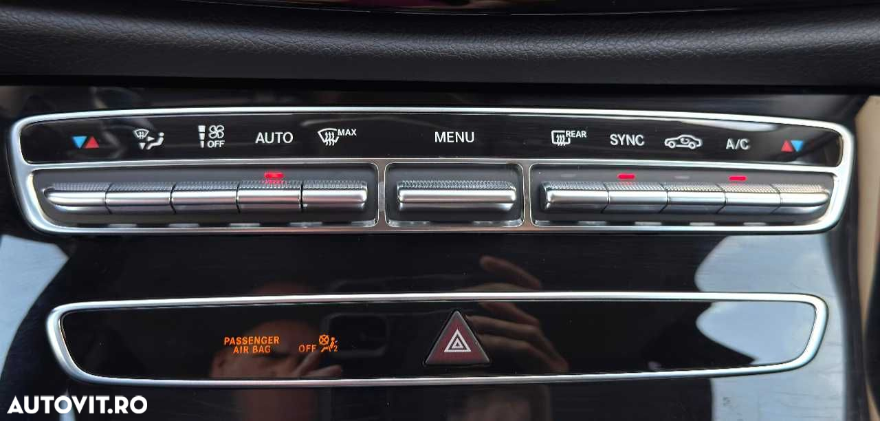 Mercedes-Benz E - 27