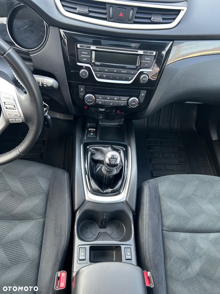 Nissan X-Trail 1.6 DIG-T N-Connecta 2WD - 18