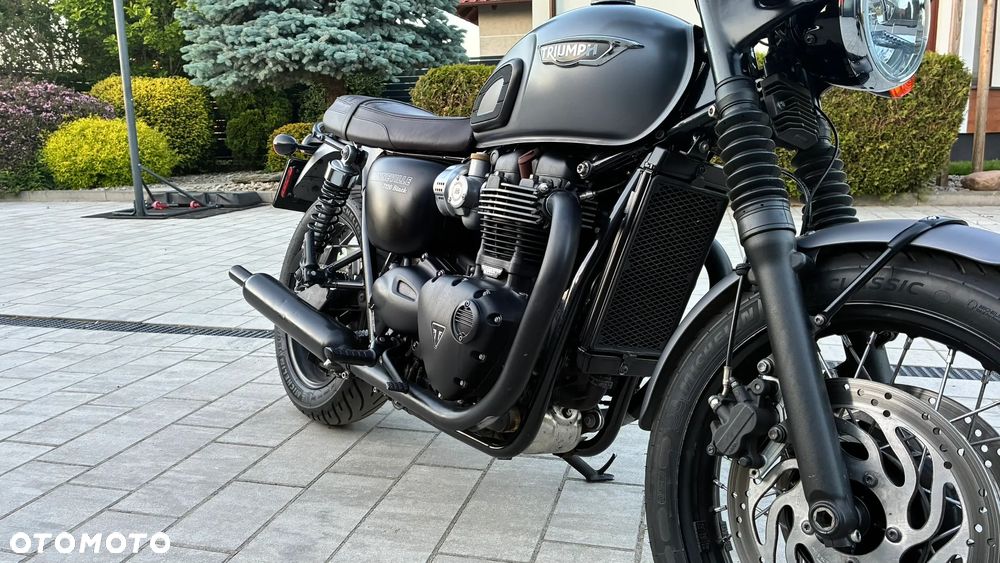 Triumph Bonneville - 7