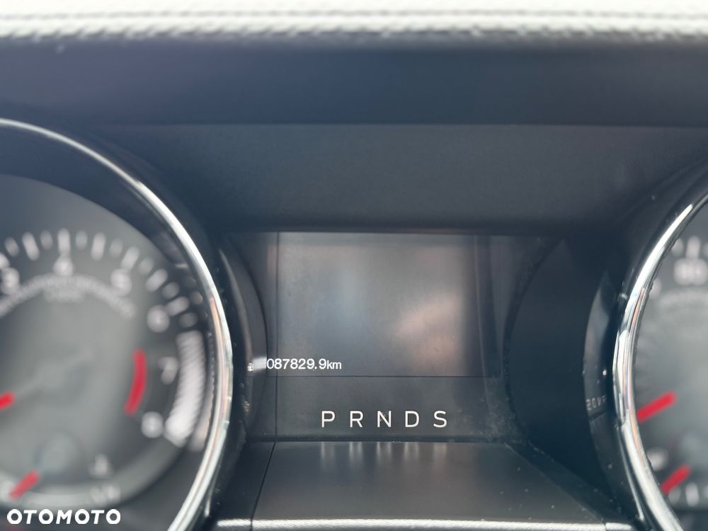 Ford Mustang 5.0 V8 GT - 37