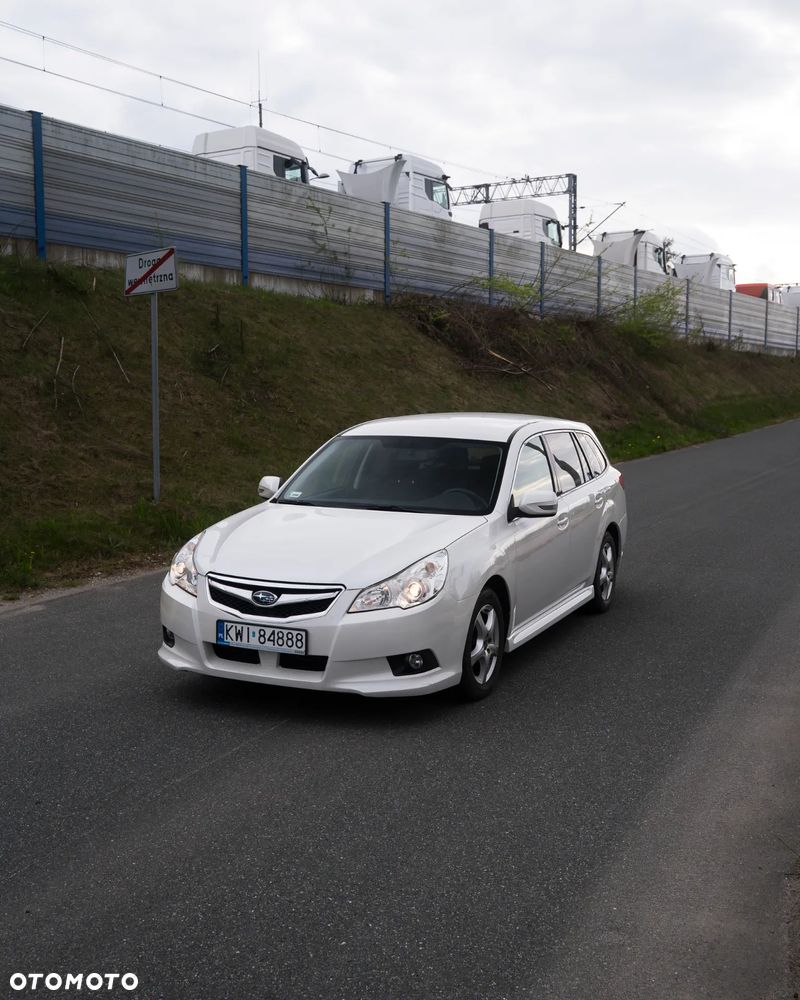 Subaru Legacy 2.0R Comfort - 1