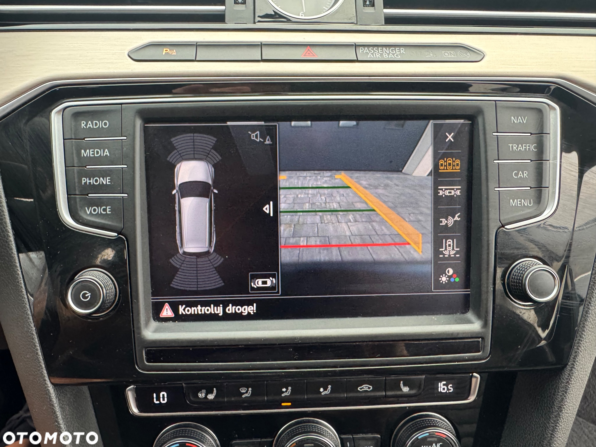 Volkswagen Passat Variant 2.0 TDI SCR Highline - 30