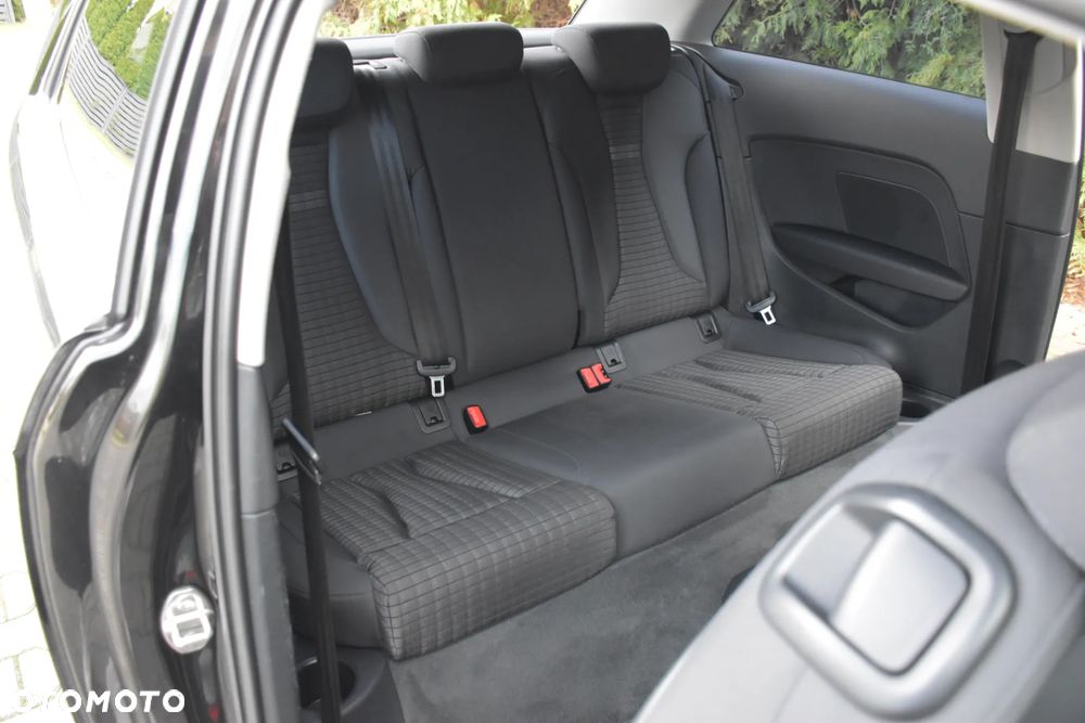 Audi A3 3-drzwiowe 1.6 TDI (clean diesel) S line Sportpaket - 15