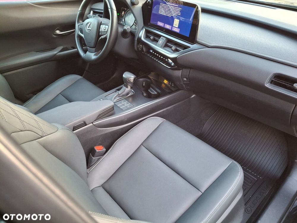 Lexus UX 250h GPF F Sport Design 2WD - 15