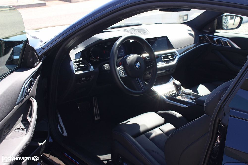 BMW M4 Competition xDrive Pack 50 anos M - 33