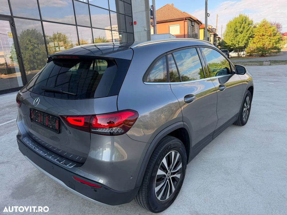 Mercedes-Benz GLA - 3