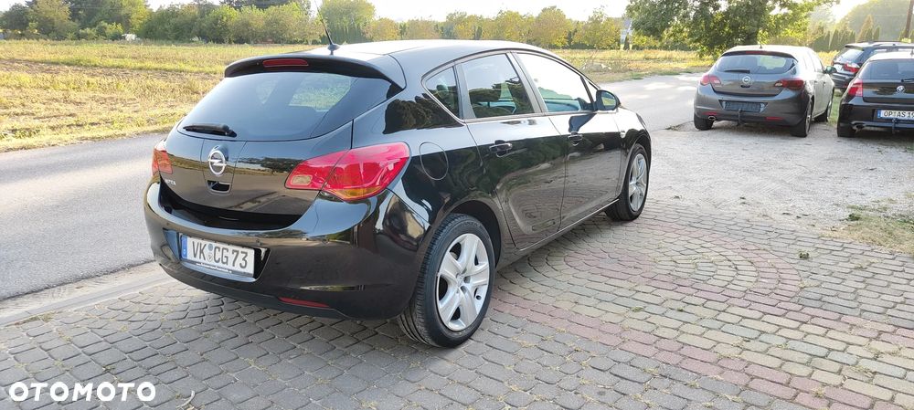 Opel Astra IV 1.6 Sport - 3