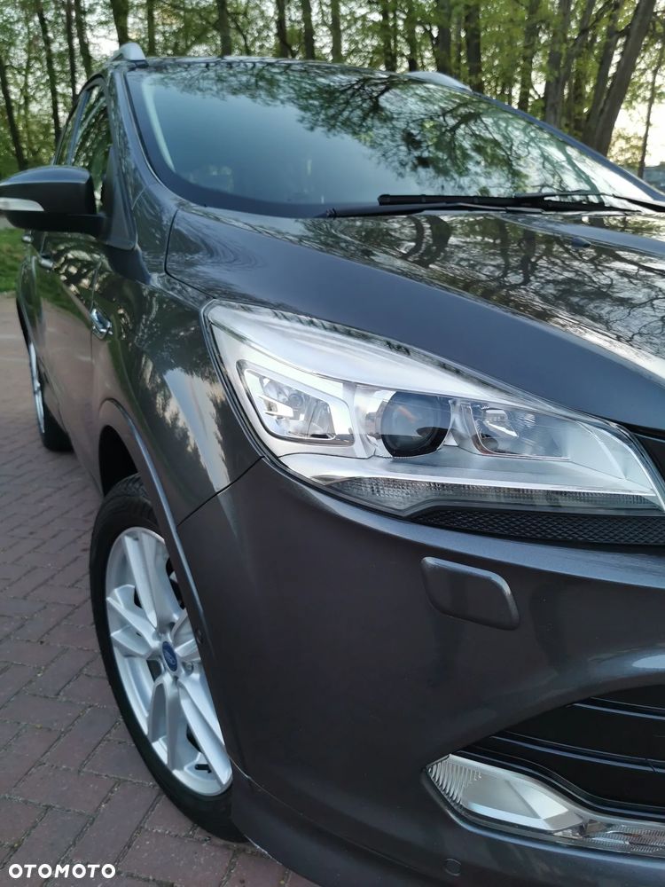 Ford Kuga 1.5 EcoBoost 2x4 Titanium - 31