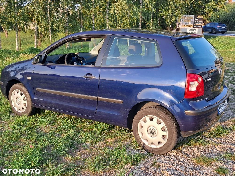 Volkswagen Polo - 2
