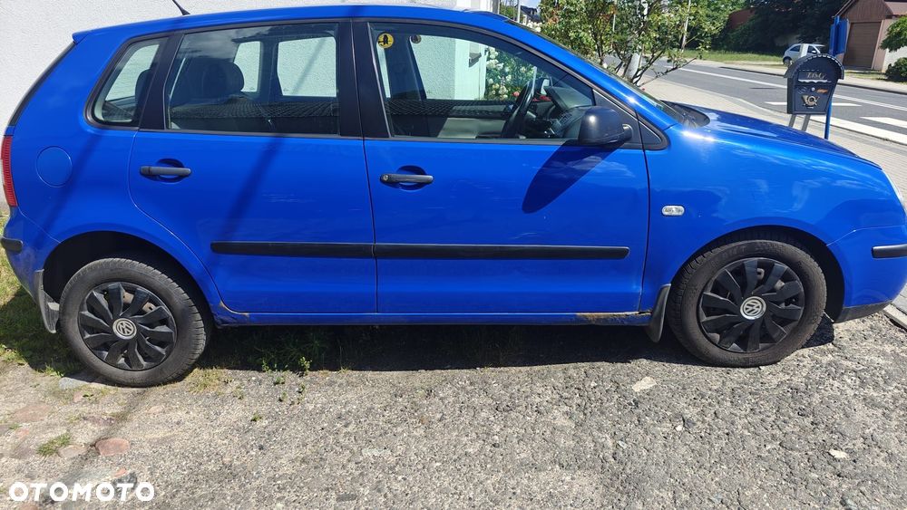 Volkswagen Polo - 2