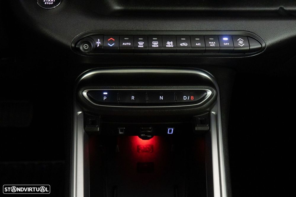 Jeep Avenger 54 kWh Summit - 18