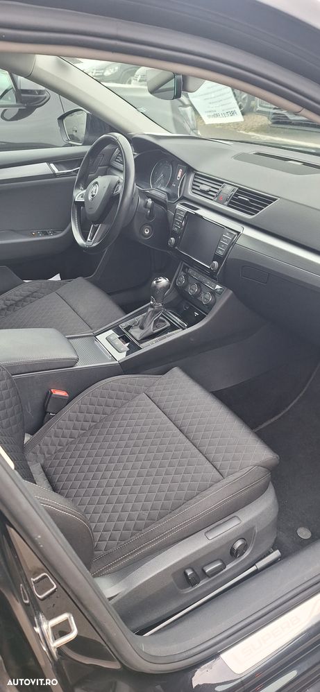 Skoda Superb 2.0 TDI DSG Style - 5