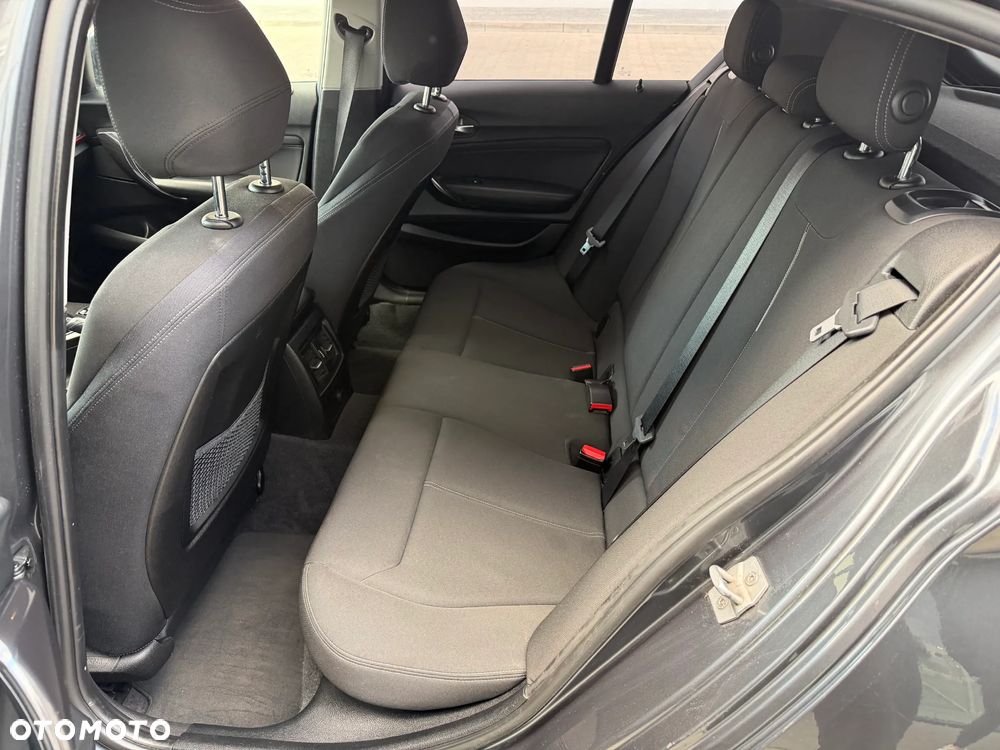 BMW Seria 1 116d Sport Line - 26
