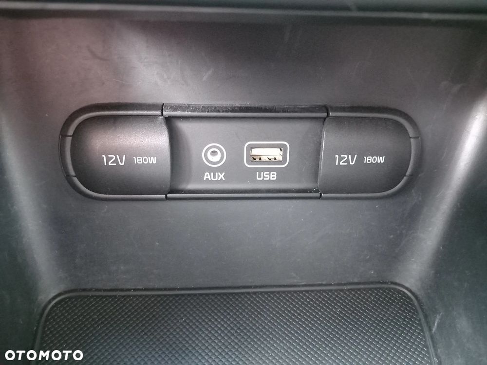 Kia Sportage 2,0 CRDI AWD Vision - 28