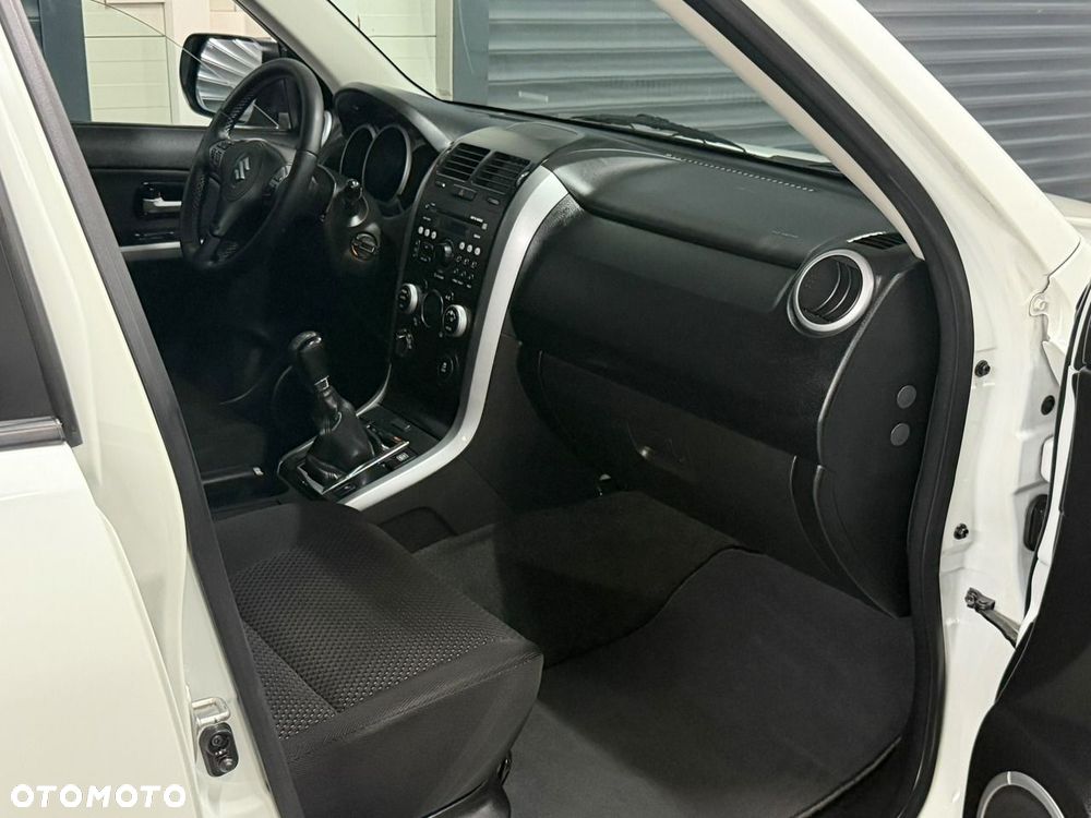 Suzuki Grand Vitara - 19