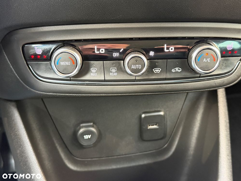 Opel Crossland X 1.2 T Design Line S&S - 12