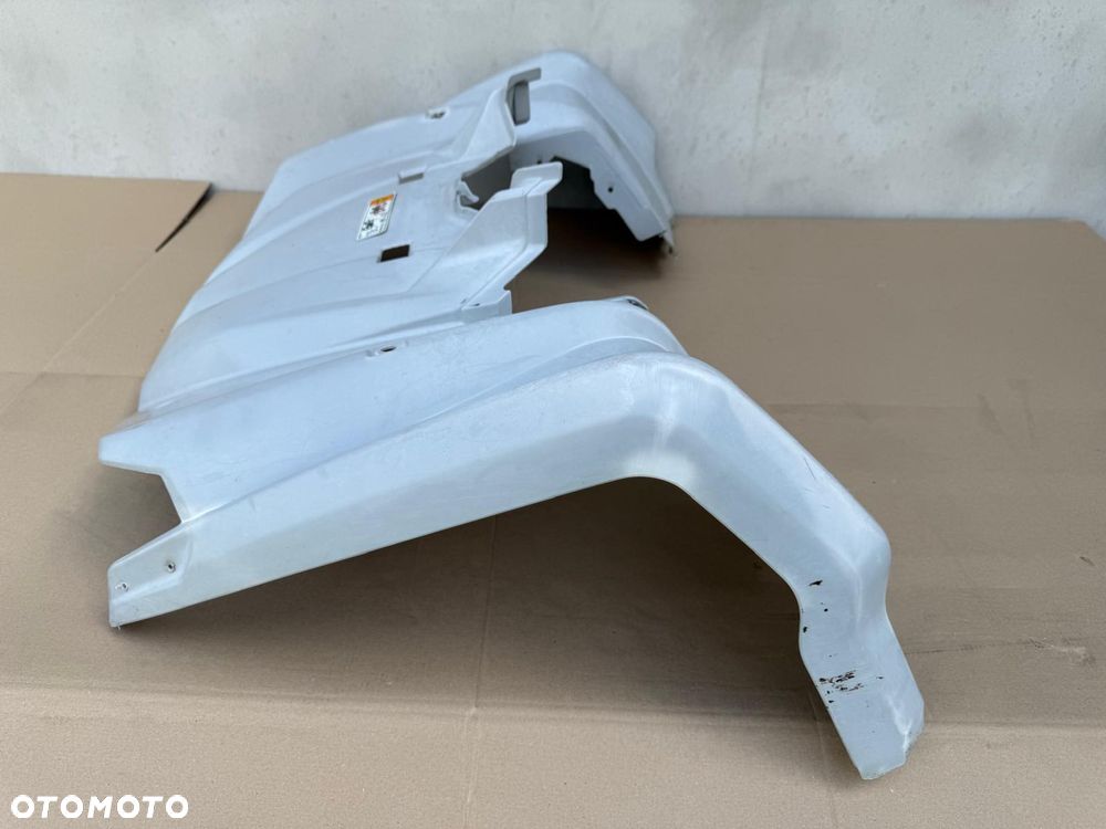 Przedni plastik owiewka Can-Am Outlander 570 G2 - 10