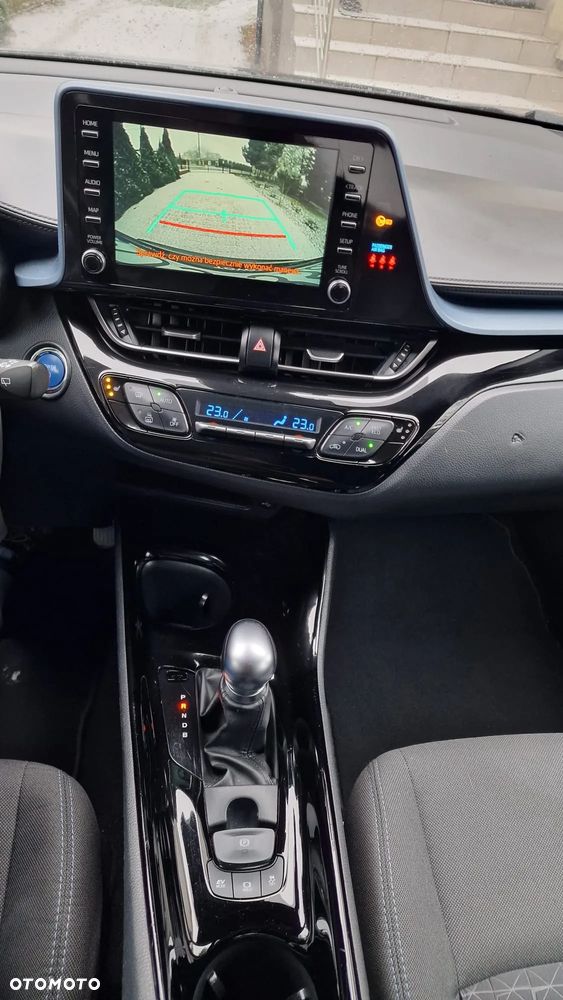 Toyota C-HR - 16