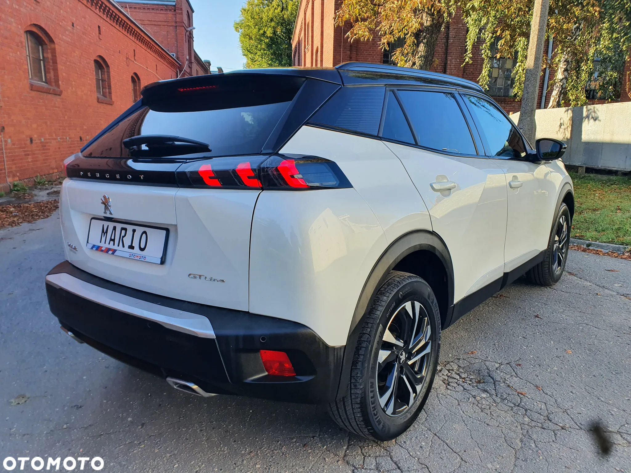 Peugeot 2008 1.2 PureTech GT Line S&S - 3