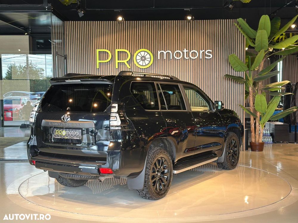 Toyota Land Cruiser 2.8l D-4D 204 CP A/T Luxury Black Matte Edition - 9