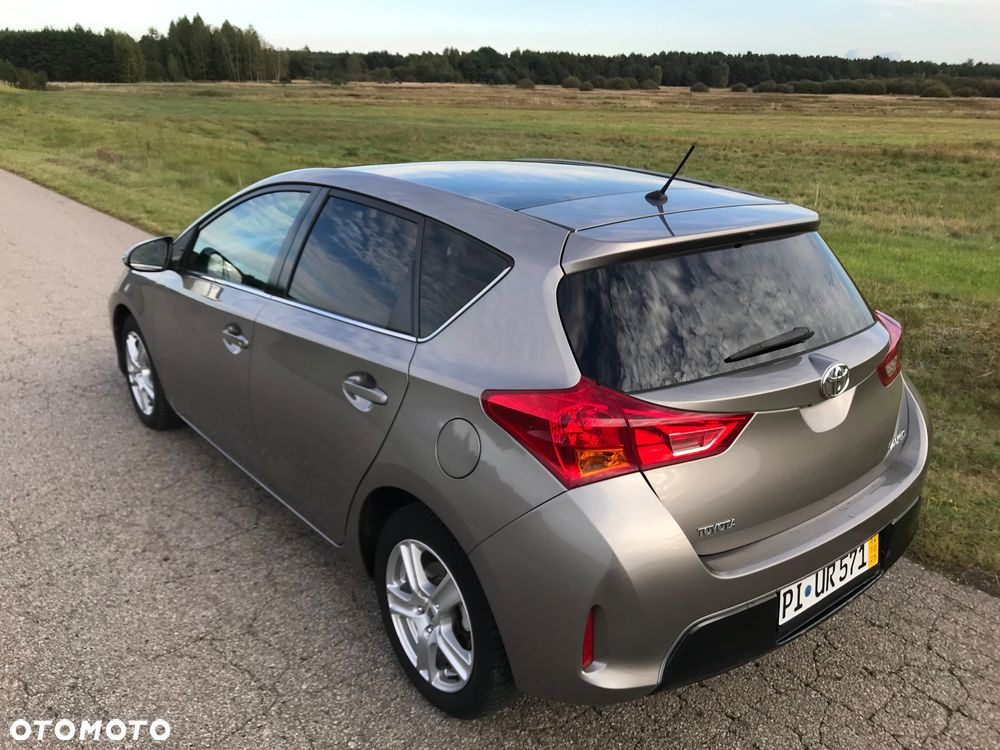 Toyota Auris - 6
