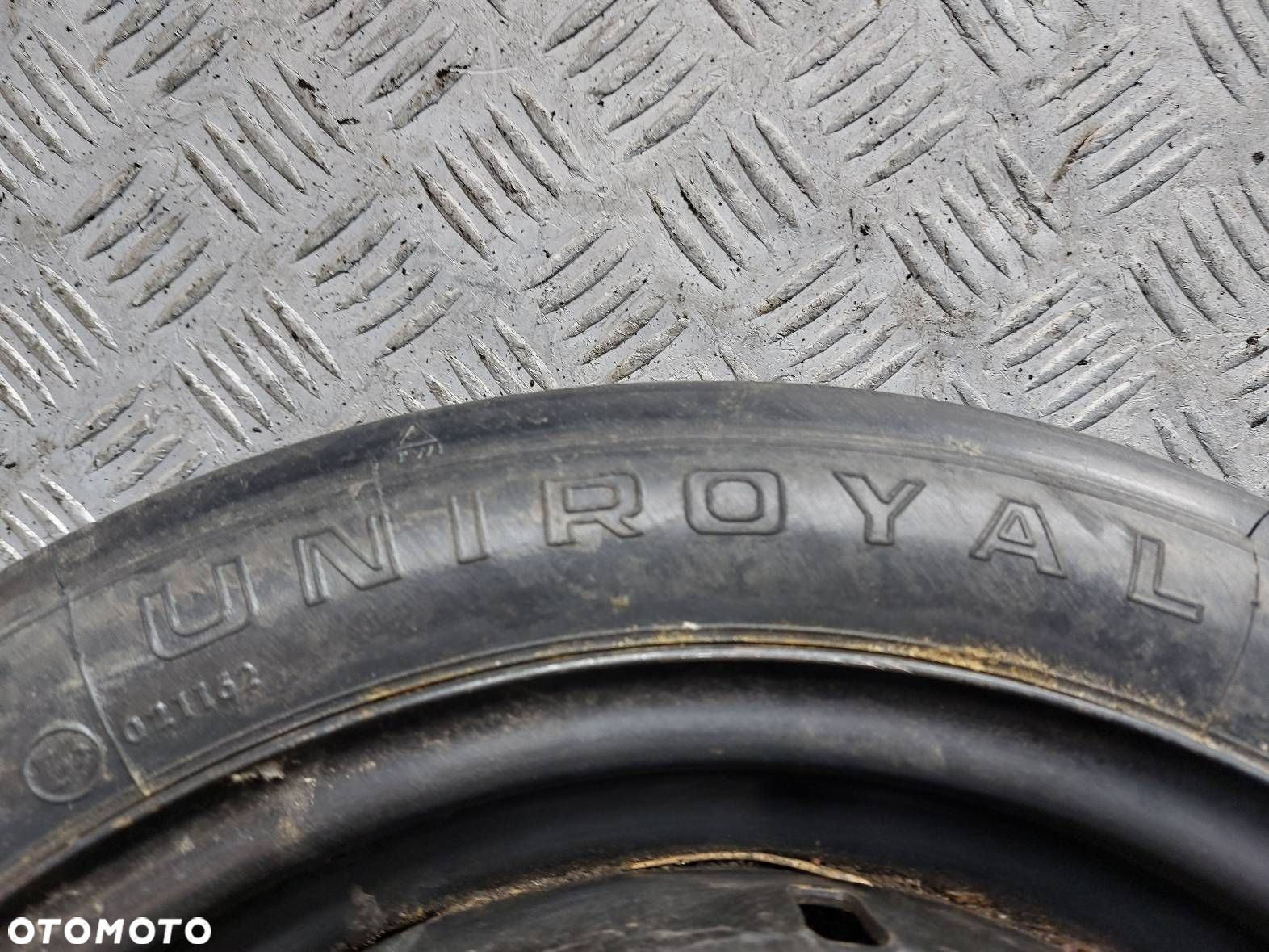DOJAZDÓWKA 4X100 3,5Jx14 ET35 FI57,1 105/70R14 UNIROYAL VOLKSWAGEN - 6