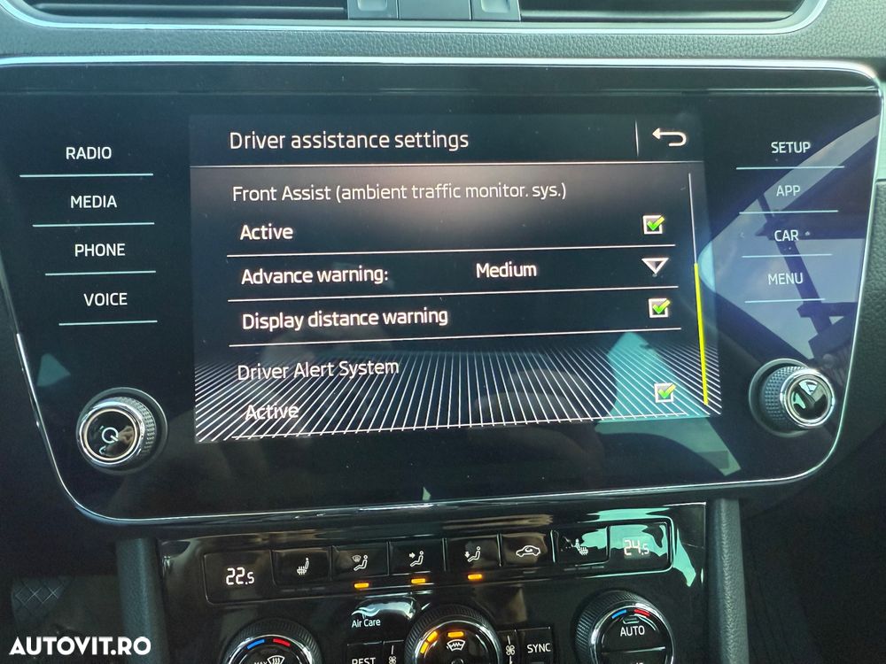 Skoda Superb 2.0 TDI DSG Active - 32