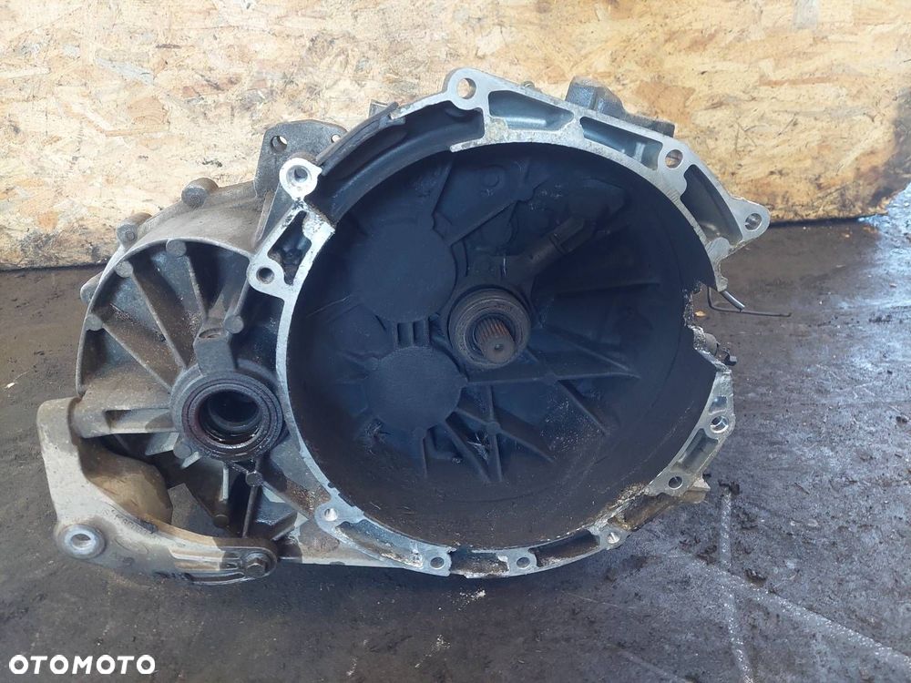 SKRZYNIA BIEGÓW FORD MONDEO MK3 1.8 16V MANUAL 6 BIEGÓW 3S7R-7002-AD - 1