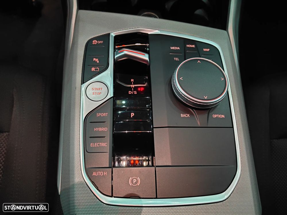 BMW 320 e Auto - 17